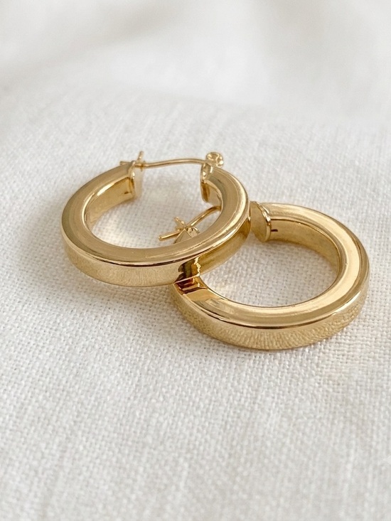 Jewelry - 14k-gold-plated women’s 25mm hoop earrings hypoallergenic